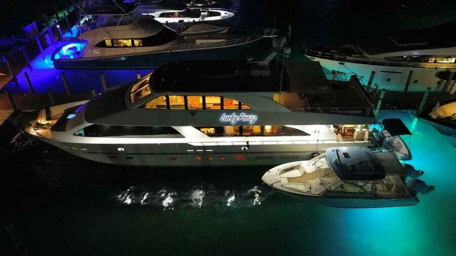 2014 Hargrave Sky Lounge