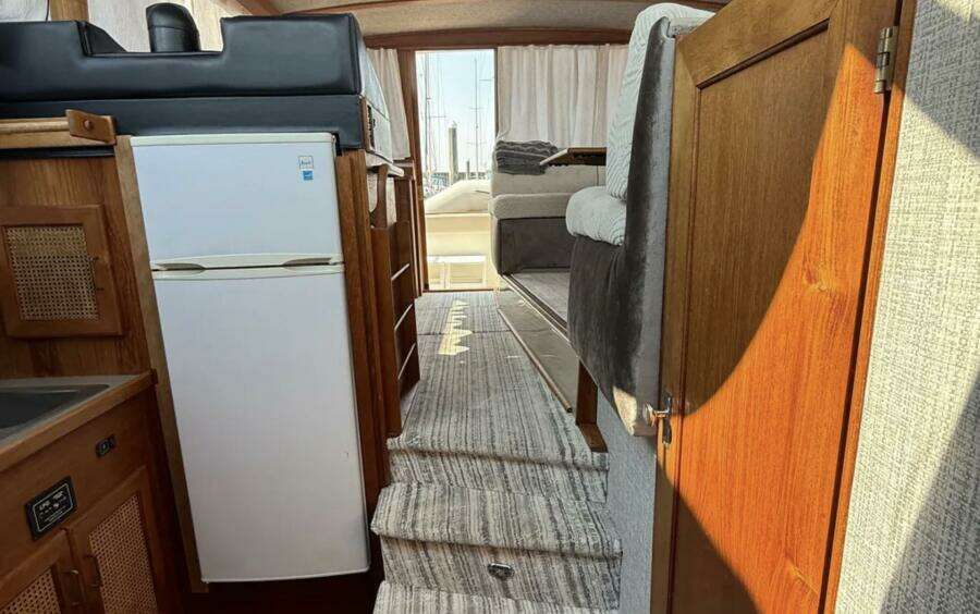 1983 Bayliner 3870 Motoryacht