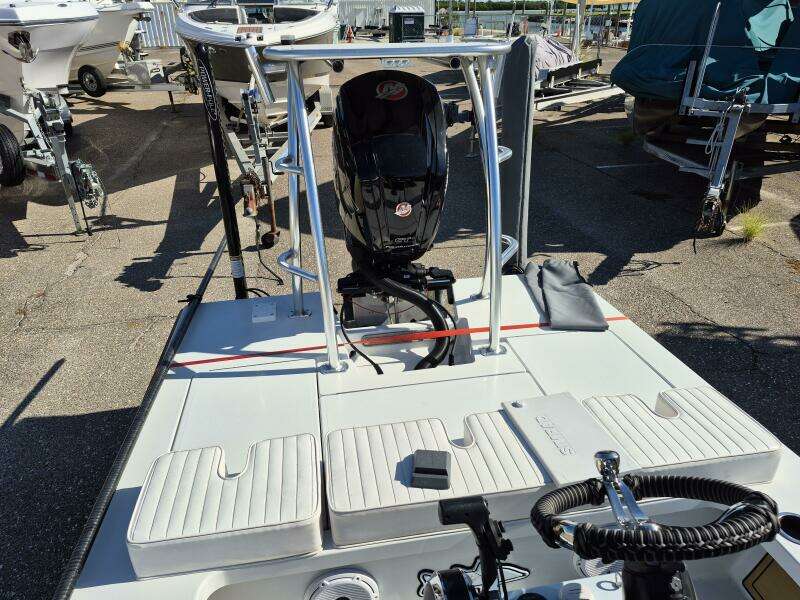 2022 East Cape Vantage VHP