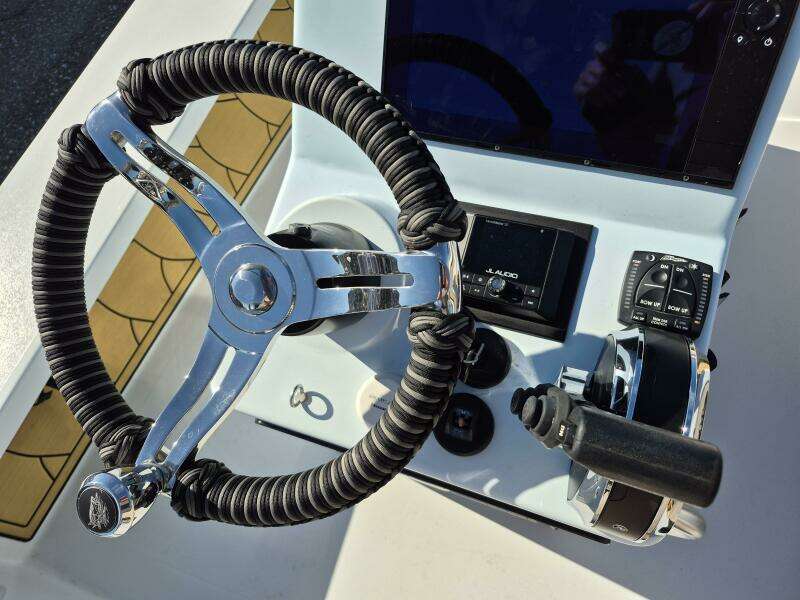 2022 East Cape Vantage VHP