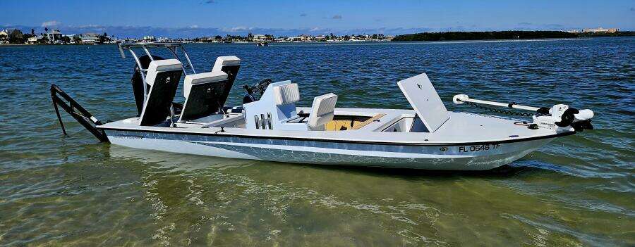 2022 East Cape Vantage VHP