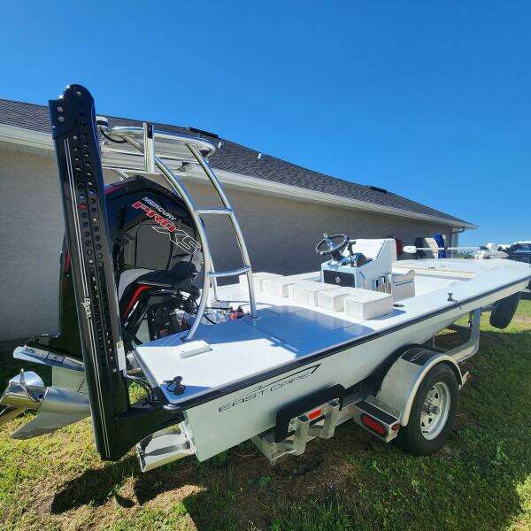 2022 East Cape Vantage VHP