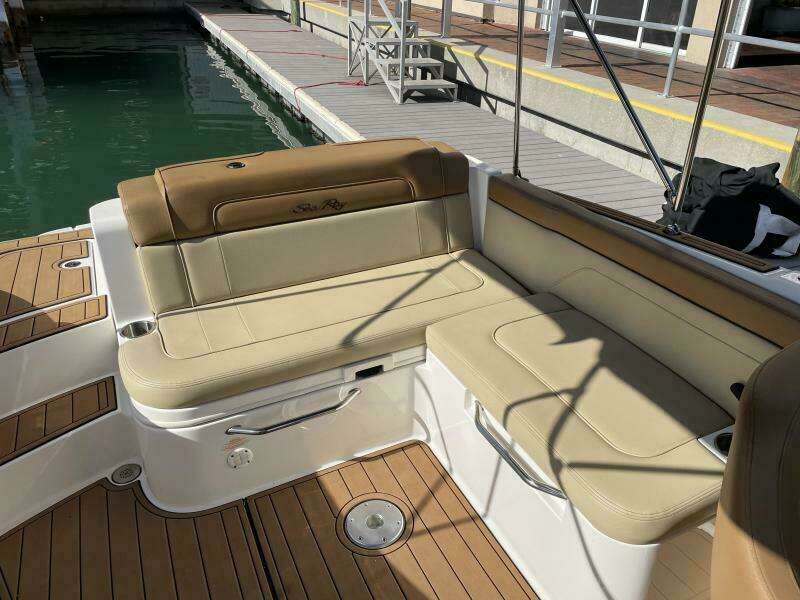 2014 Sea Ray 260 SunDeck