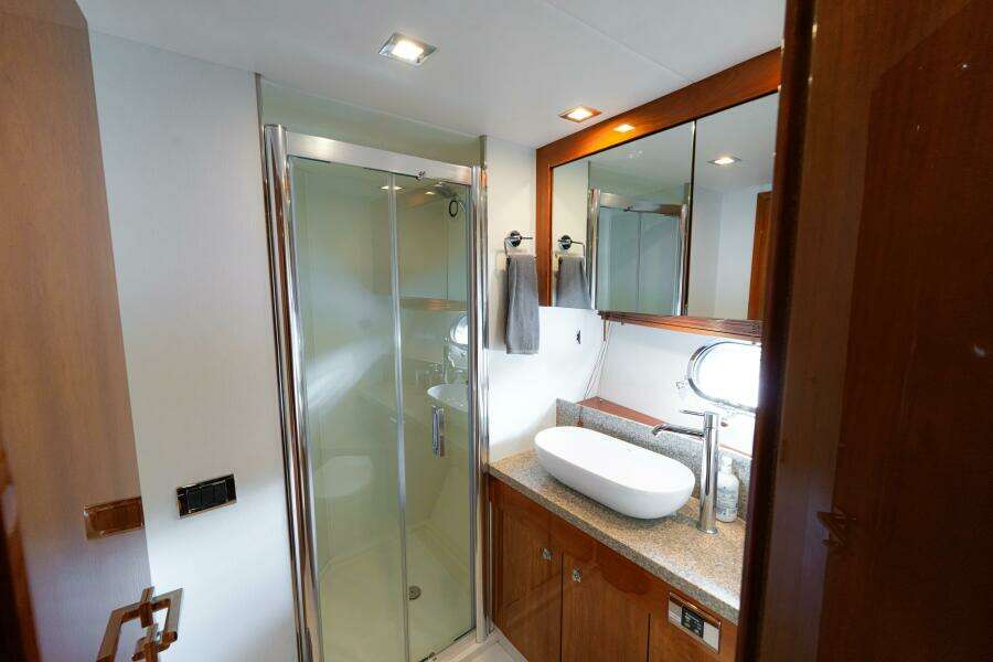 2014 Sunseeker Predator 60