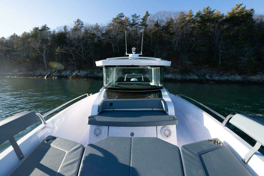 2026 Axopar Cross Cabin