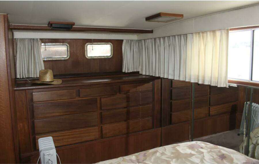 1974 Hatteras 58 Yachtfish