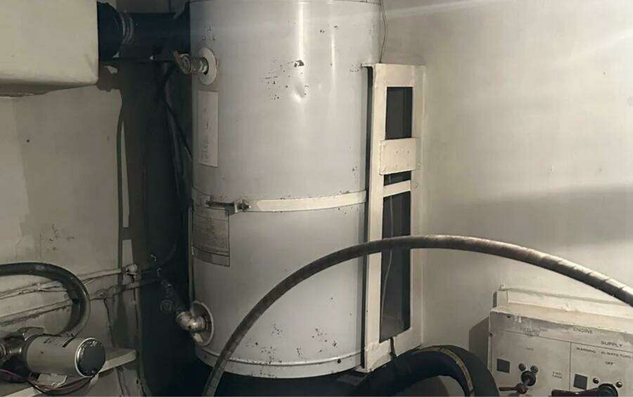 1974 Hatteras 58 Yachtfish