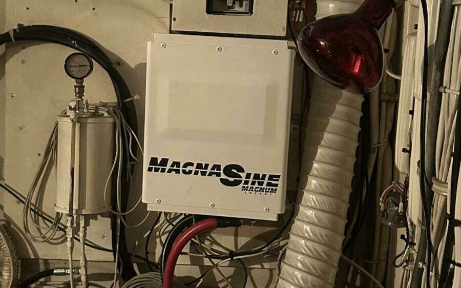 1974 Hatteras 58 Yachtfish