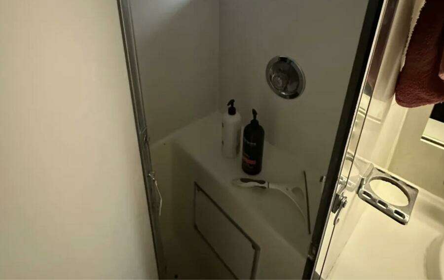 1974 Hatteras 58 Yachtfish