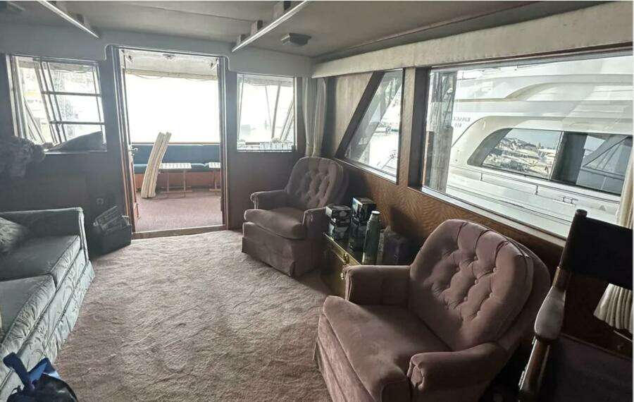 1974 Hatteras 58 Yachtfish