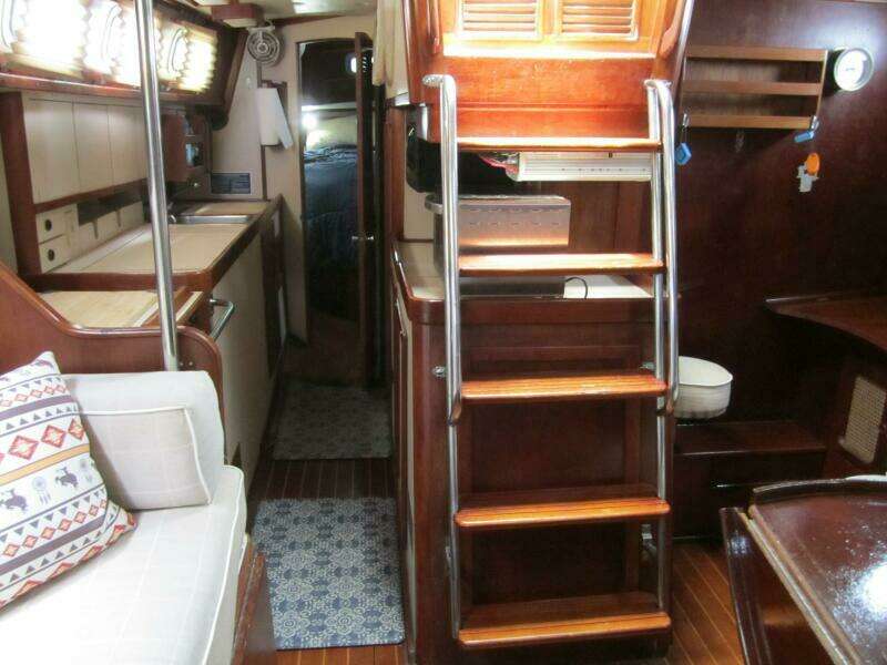 1985 Endeavour 38 CC