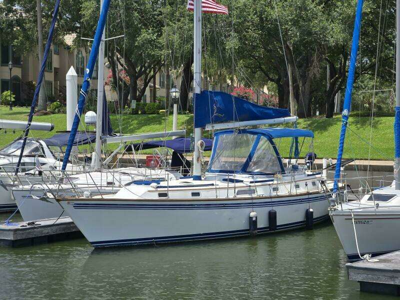 1985 Endeavour 38 CC