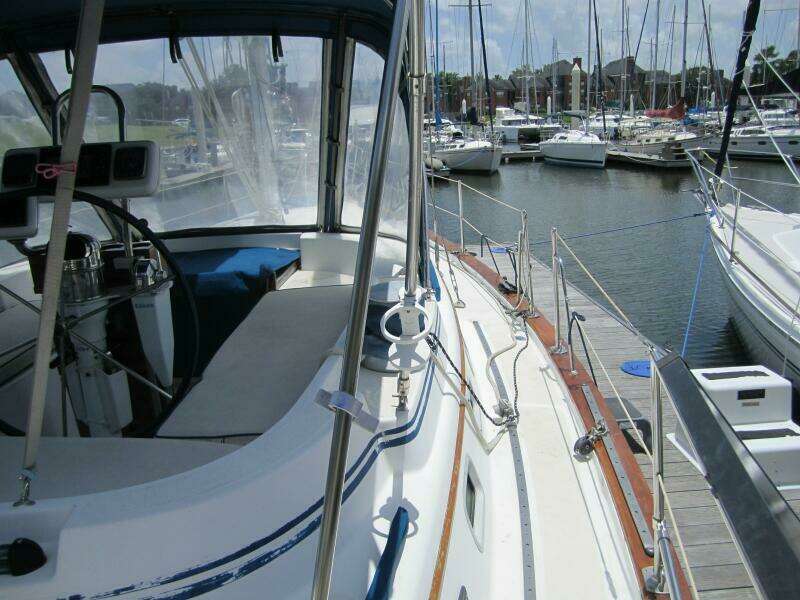 1985 Endeavour 38 CC