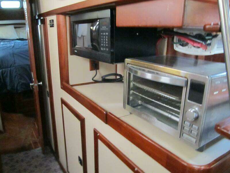 1985 Endeavour 38 CC