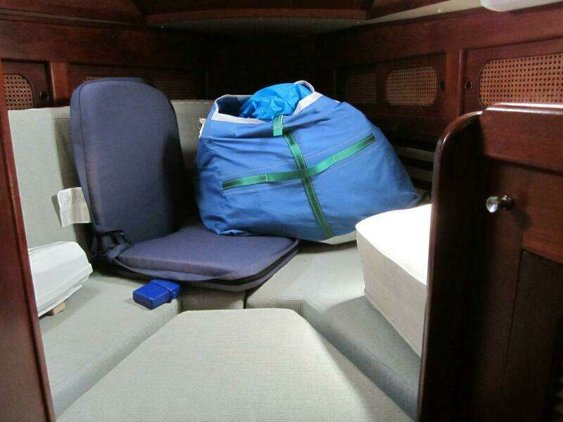 1985 Endeavour 38 CC