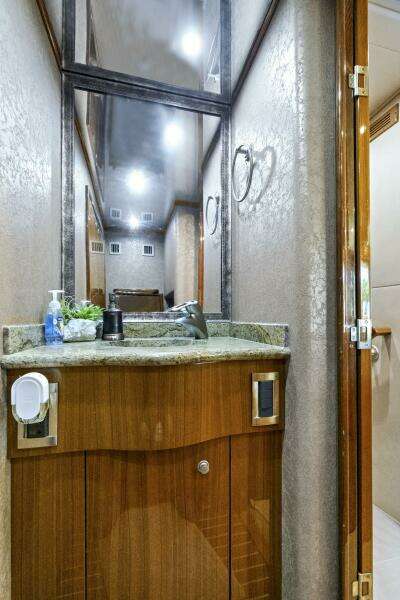 2008 Viking 74 Enclosed Bridge