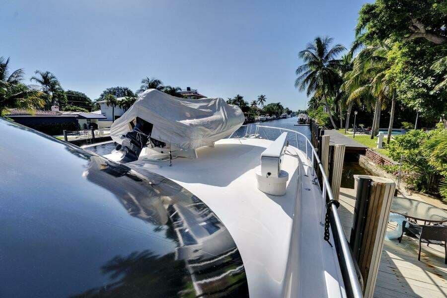 2008 Viking 74 Enclosed Bridge