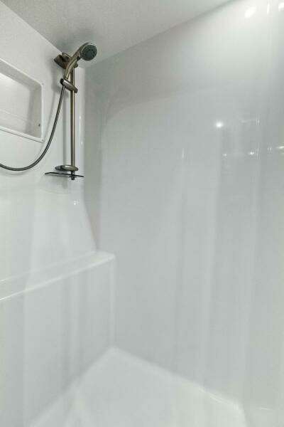 2008 Viking 74 Enclosed Bridge