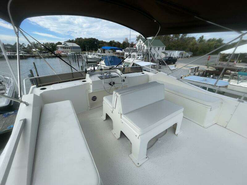 1991 Gibson 37 Standard Houseboat