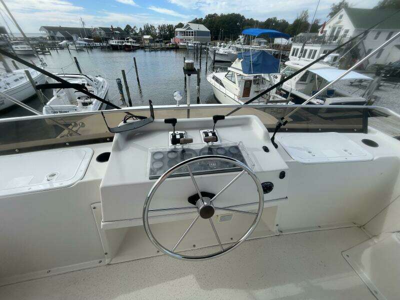 1991 Gibson 37 Standard Houseboat