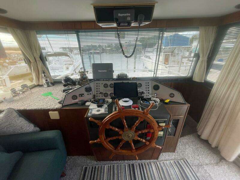 1991 Gibson 37 Standard Houseboat