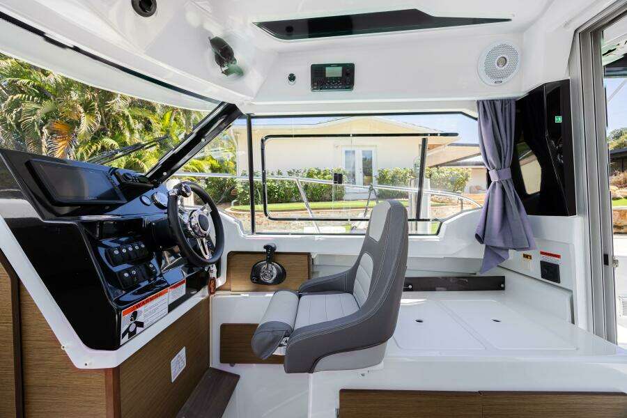 2022 Jeanneau NC 795 Series 2