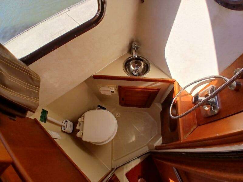 2009 Ranger Tugs R-25