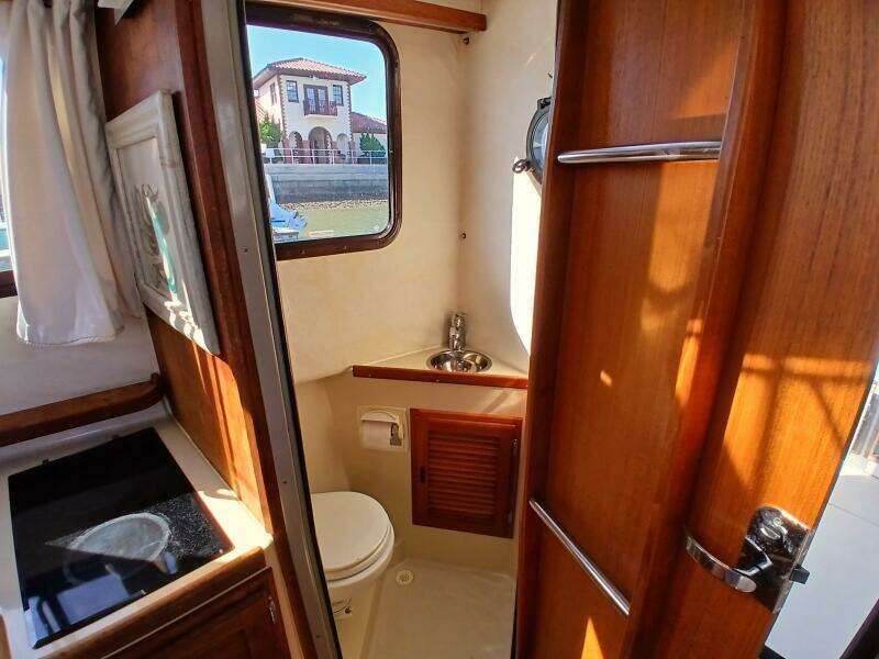 2009 Ranger Tugs R-25