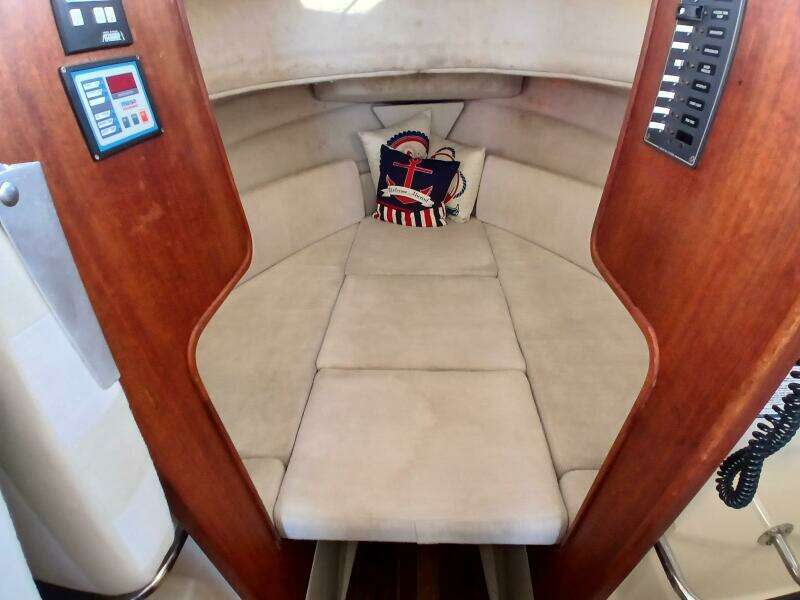 2009 Ranger Tugs R-25