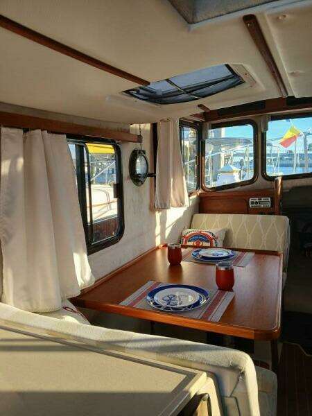 2009 Ranger Tugs R-25