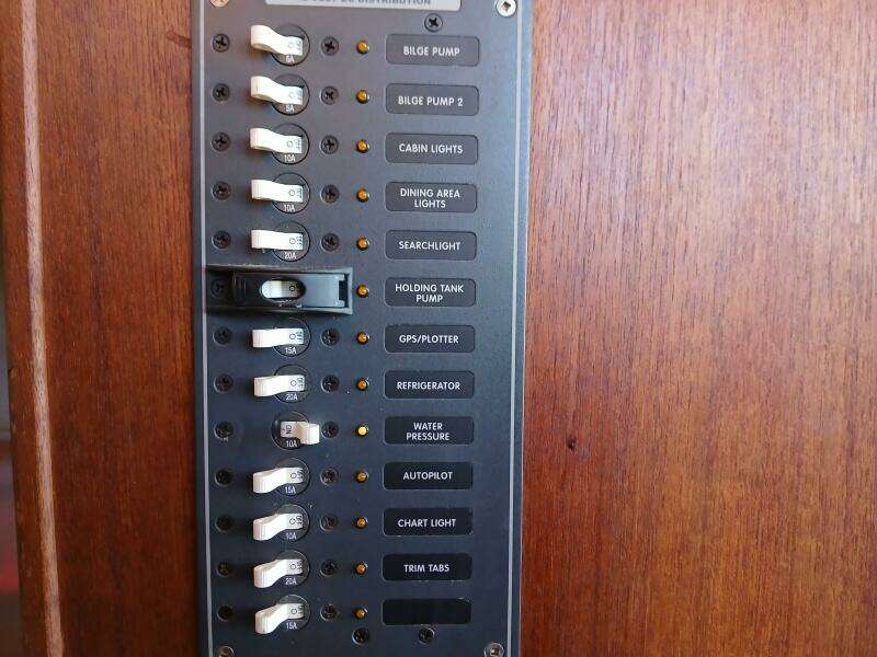 2009 Ranger Tugs R-25