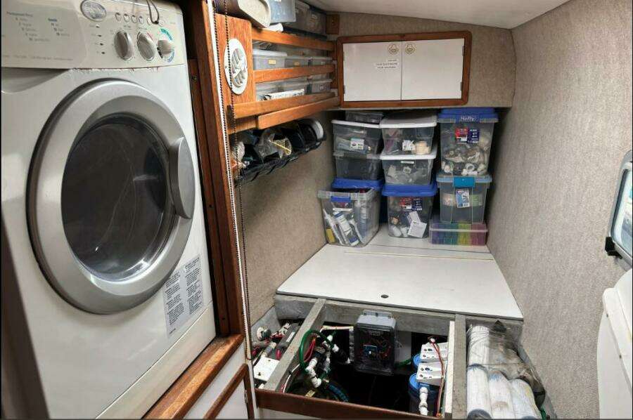 1999 Manta 40 Sail Catamaran