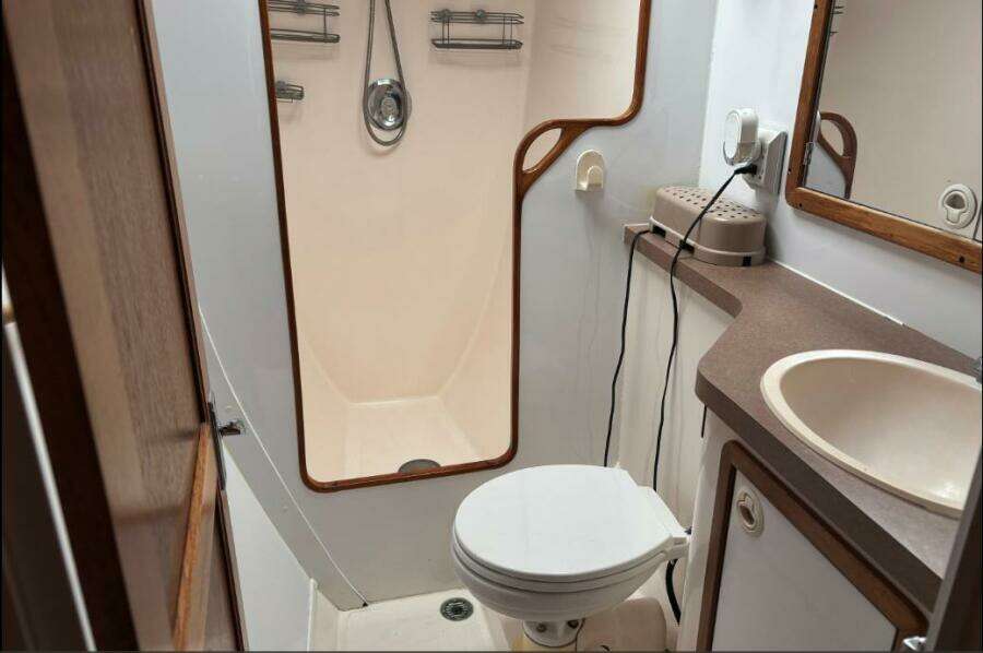 1999 Manta 40 Sail Catamaran