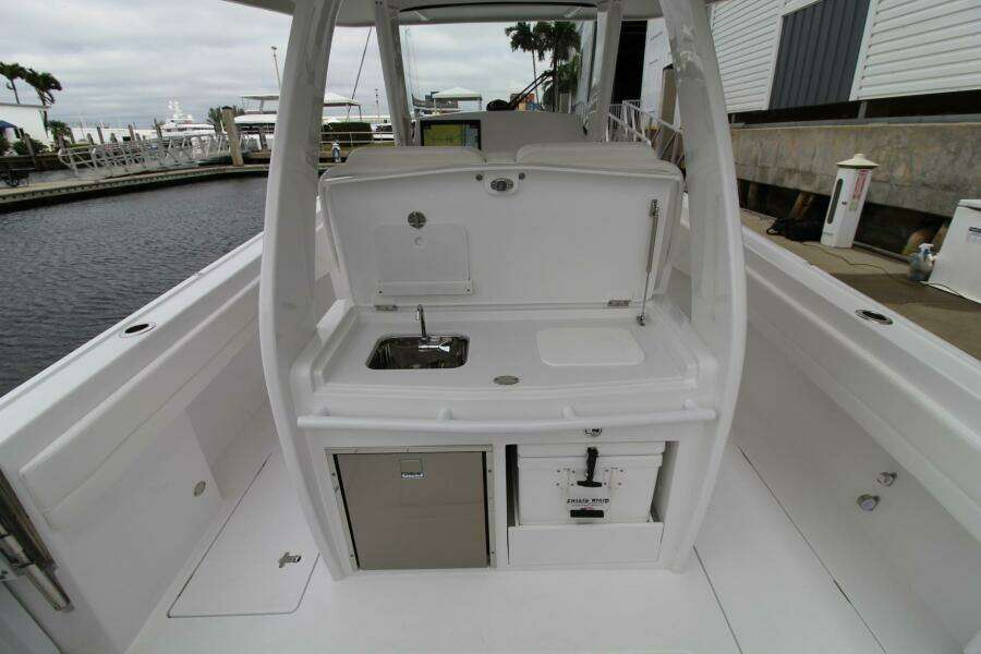 2024 Intrepid Nomad SE