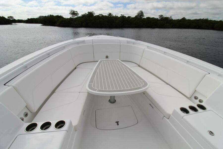 2024 Intrepid Nomad SE