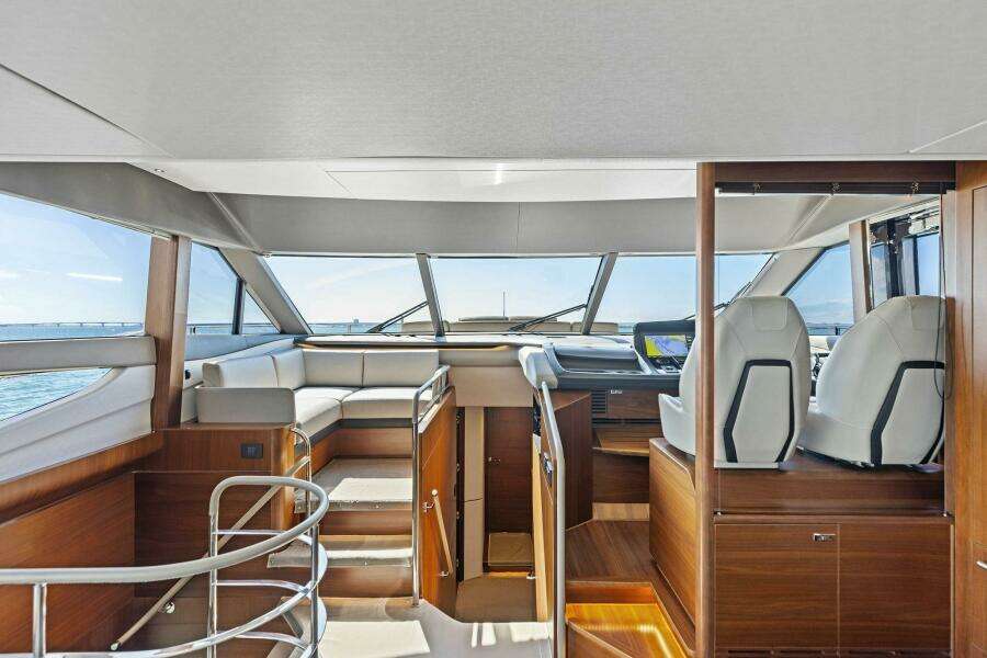 2018 Princess Y75 Motor Yacht