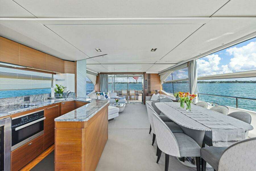 2018 Princess Y75 Motor Yacht