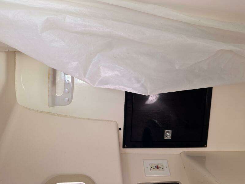 1994 Intrepid 376 Walkaround