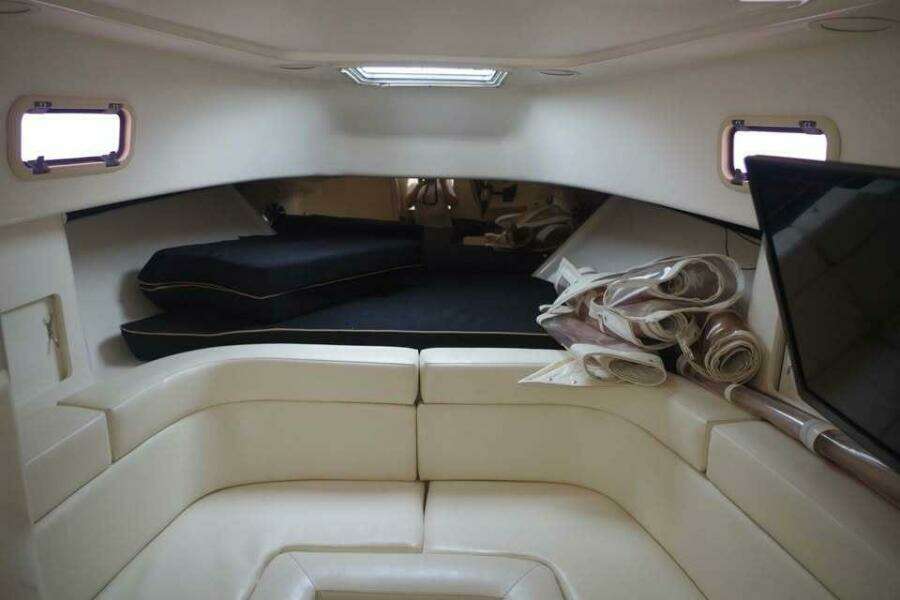 1994 Intrepid 376 Walkaround