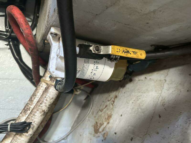 1994 Intrepid 376 Walkaround