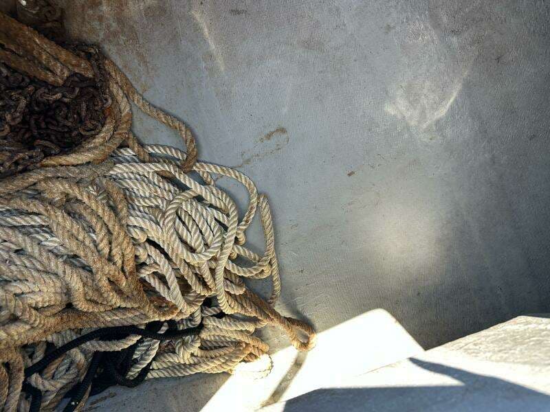 1994 Intrepid 376 Walkaround