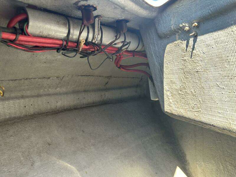 1994 Intrepid 376 Walkaround