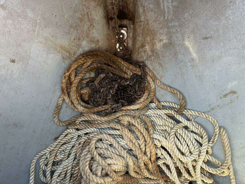 1994 Intrepid 376 Walkaround