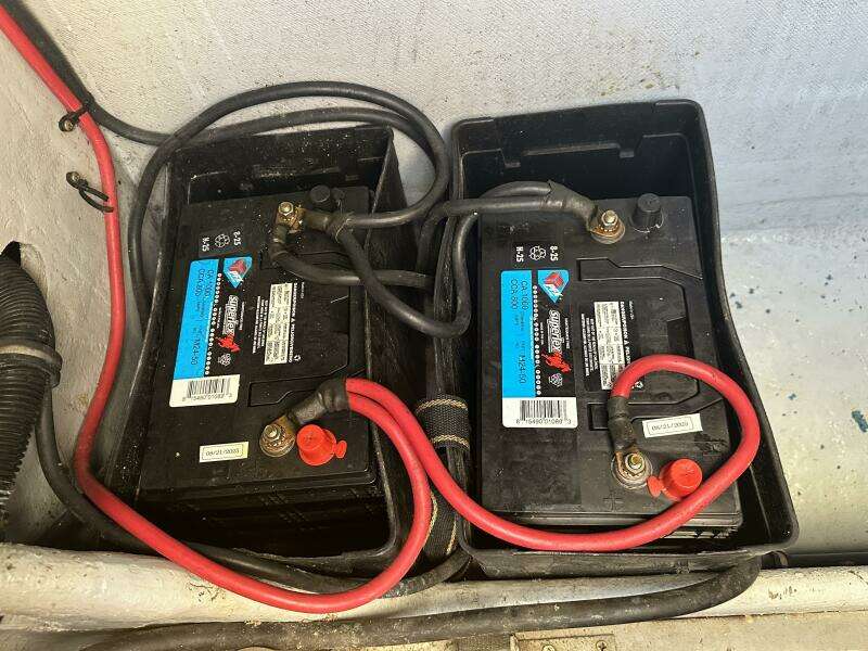 1994 Intrepid 376 Walkaround