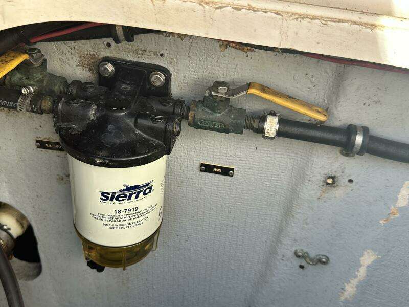 1994 Intrepid 376 Walkaround