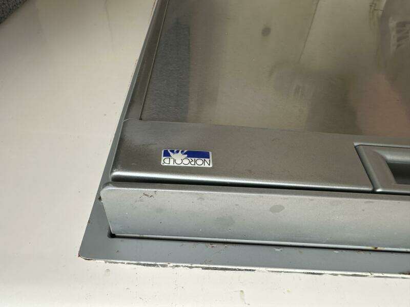 1994 Intrepid 376 Walkaround