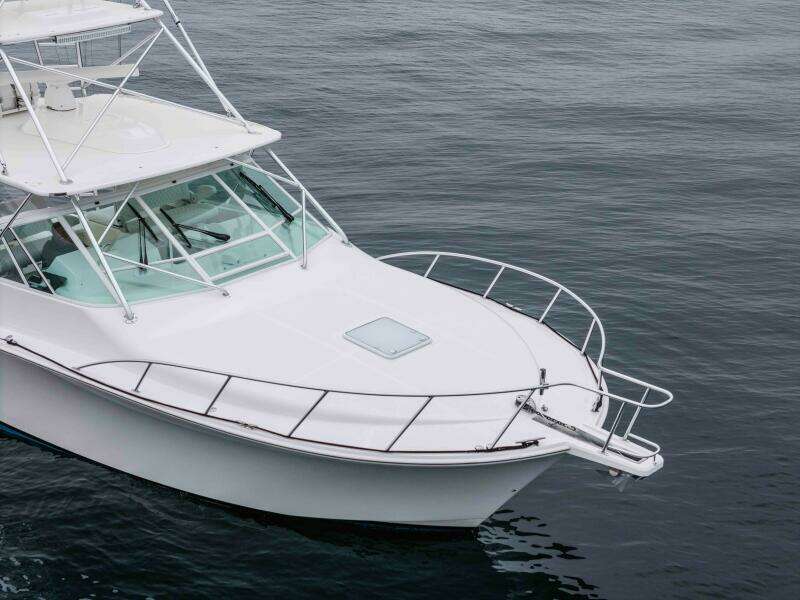 2008 Cabo 38 Express SHOW TIME 