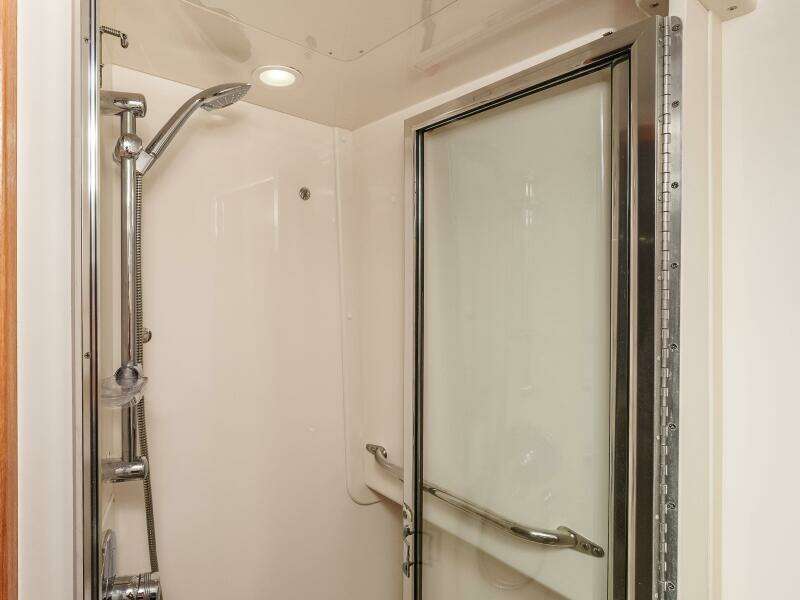 2008 Cabo 38 Express SHOW TIME 