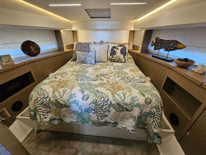 2018 Prestige 460 Fly