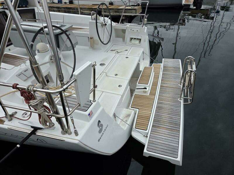 Transom w/ Swim Step Deployed